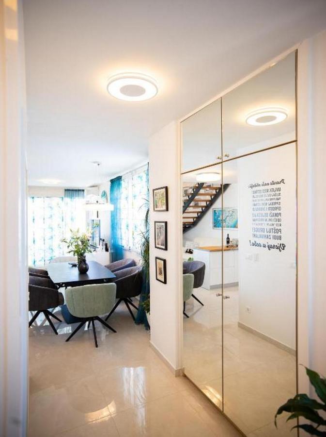 Appartamento Tirkizni Val Zara Esterno foto